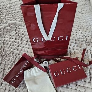 Gucci Red Gift Wrap Set Of Small Packaging